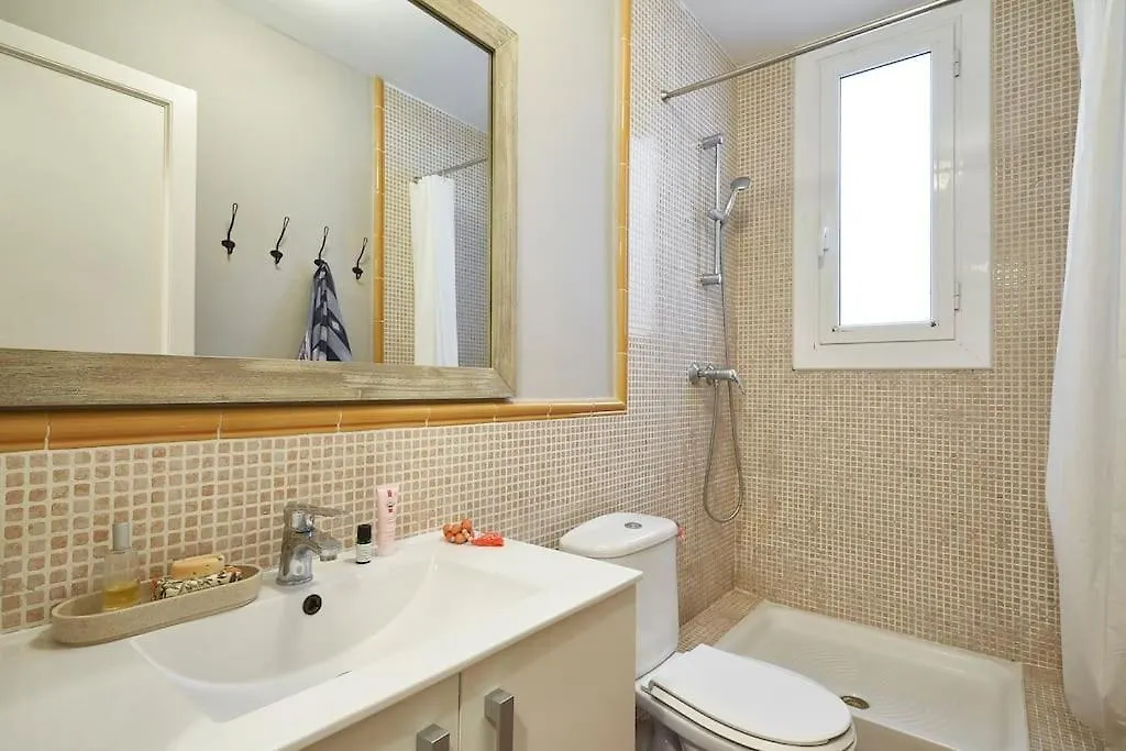 Bebarceloner Eixample Apartments - 2 Bedrooms Barcelona